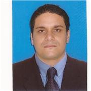 profesor de informatica y matematicas, fisica asi como en las areas de electronica y electricidad